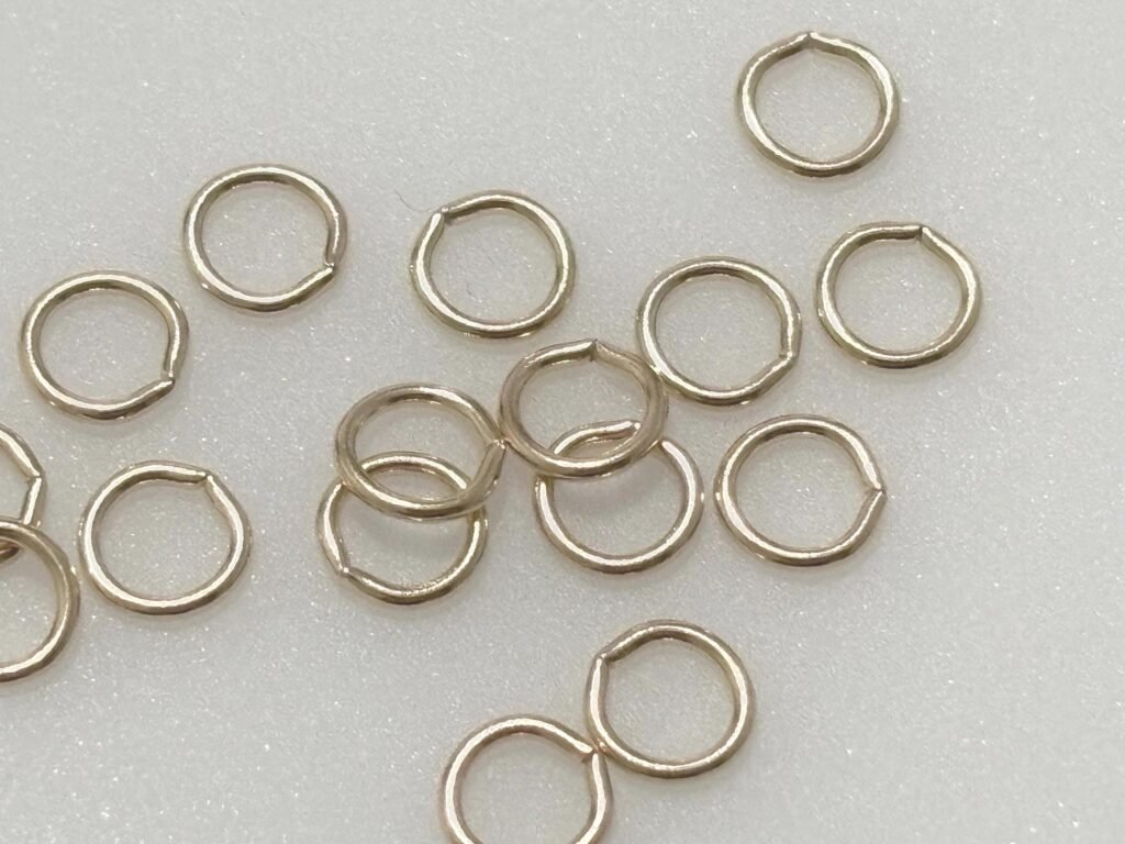 14k Gold Filled Closed Jump Ring – 22 Gauge (.025”), 4.2mm, Pack of 100 – 14K Gold-Filled Findings, Jewelry Findings, Made in USA
